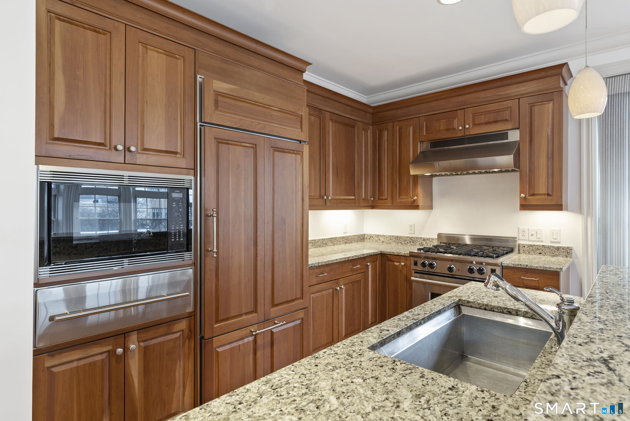 85 Memorial Road West Hartford CT 06107