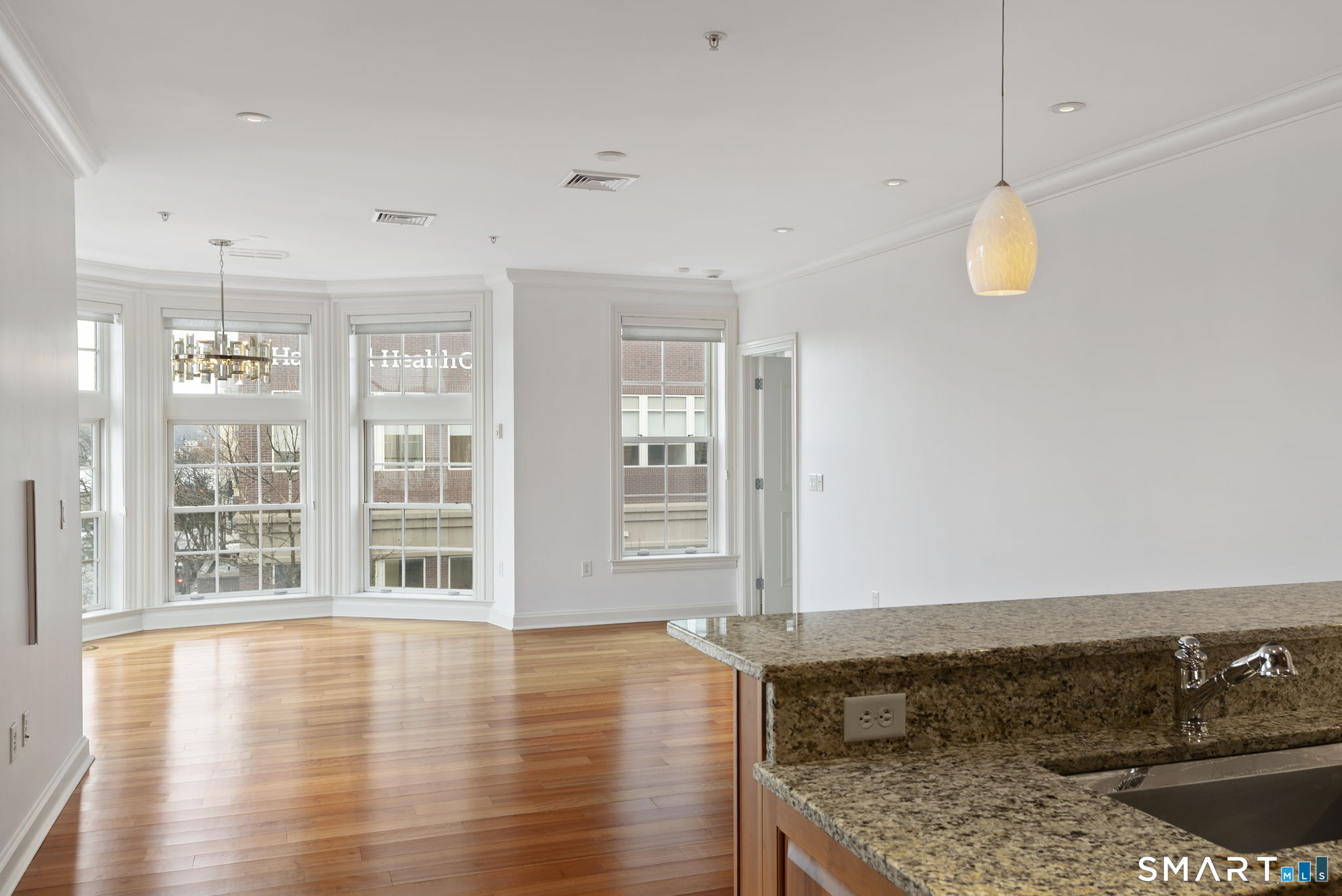 85 Memorial Road West Hartford CT 06107