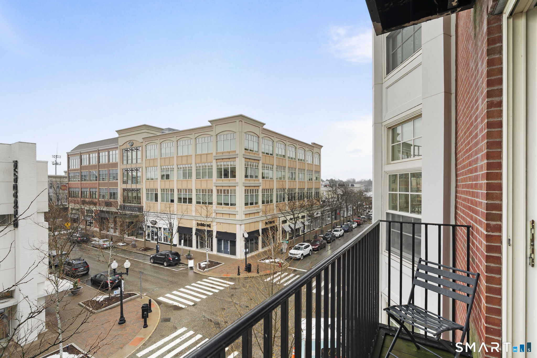 85 Memorial Road West Hartford CT 06107