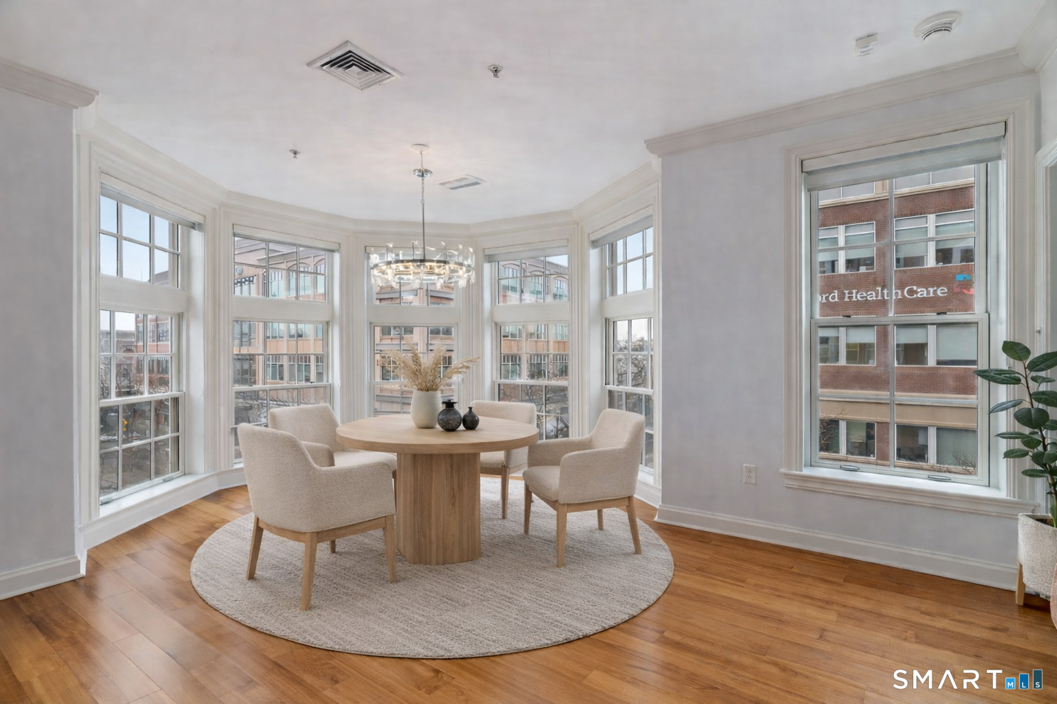 85 Memorial Road West Hartford CT 06107