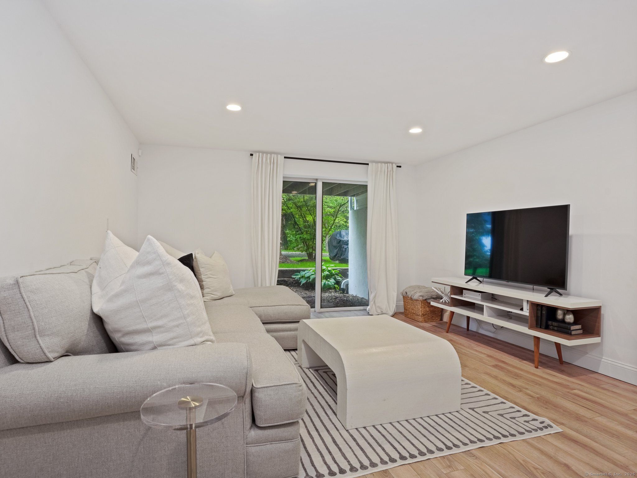 253 New Norwalk Road New Canaan CT 06840