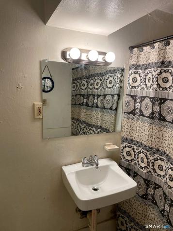 87 Clinic Drive New Britain CT 06051