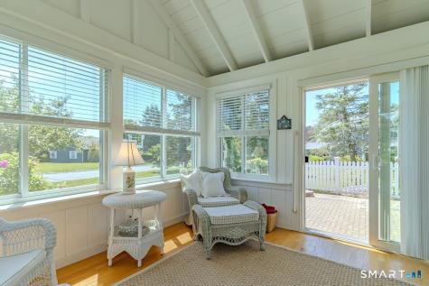 5 Thelbridge Street Madison CT 06443