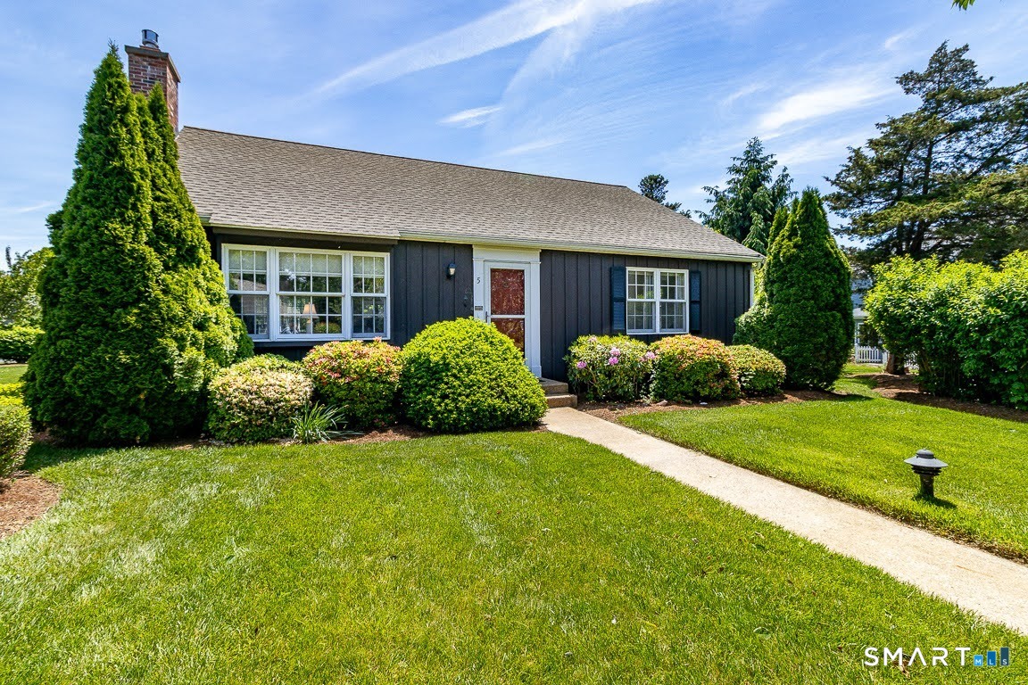5 Thelbridge Street Madison CT 06443
