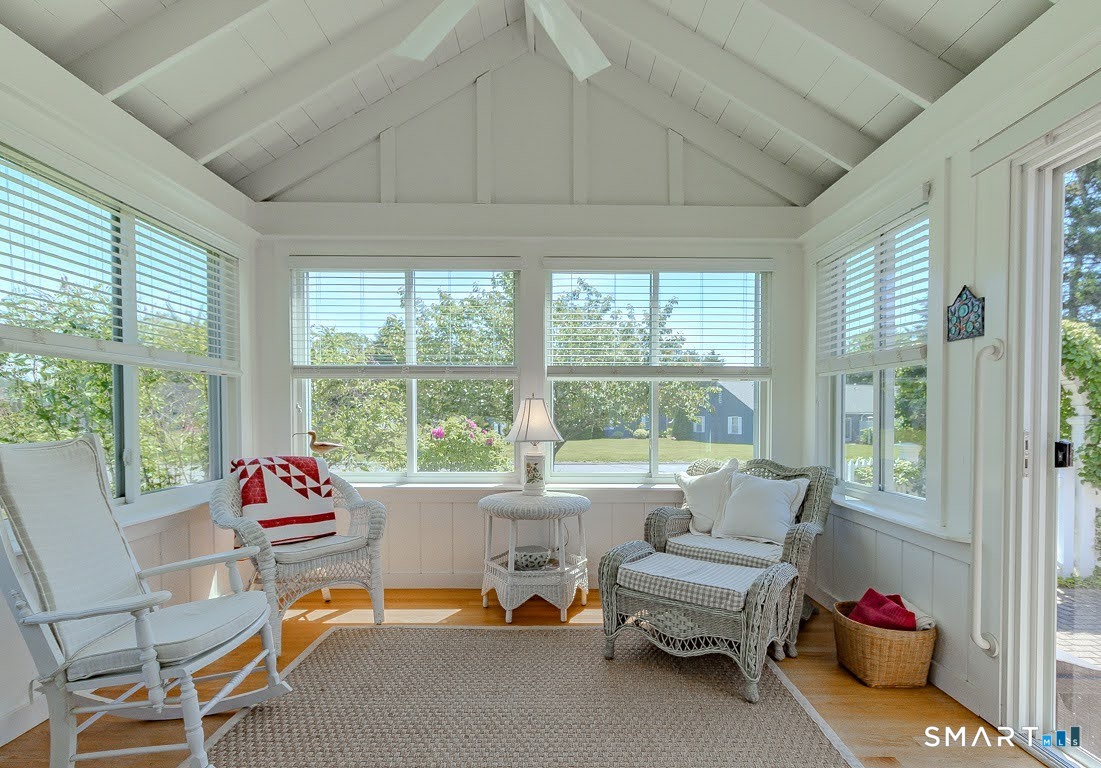 5 Thelbridge Street Madison CT 06443