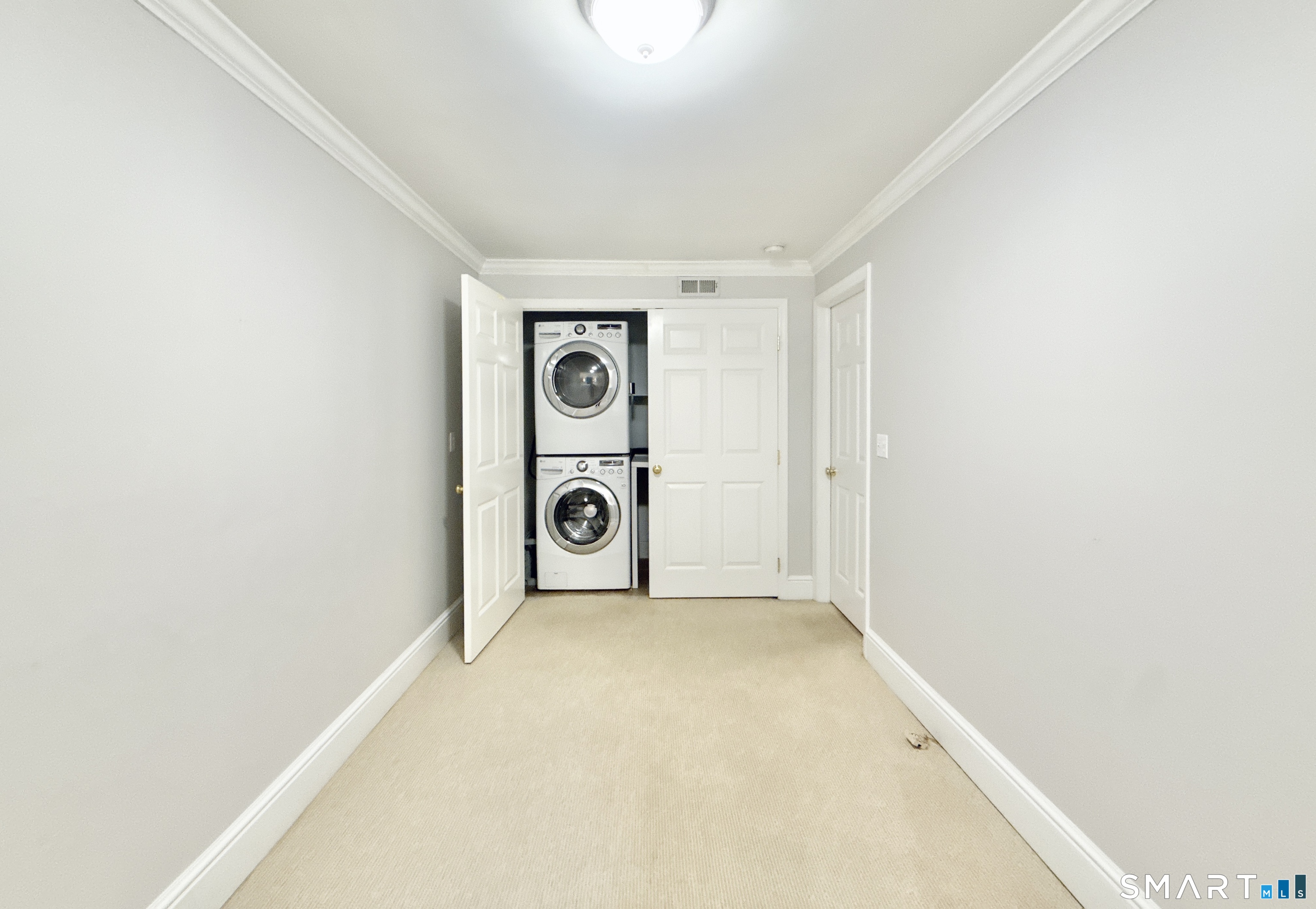 59 Bank Street New Canaan CT 06840