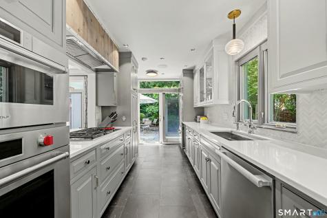 145 Oenoke Lane New Canaan CT 06840