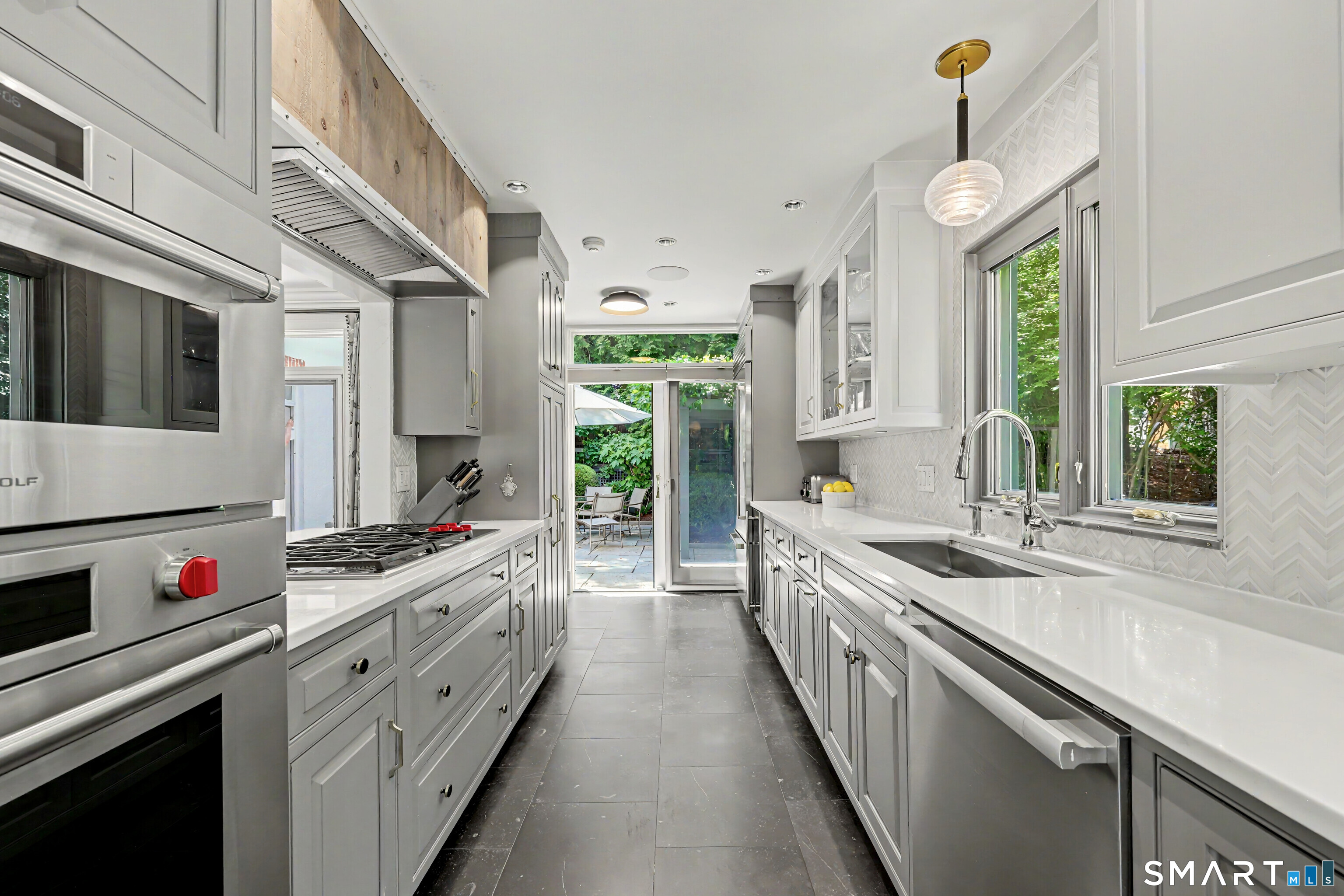 145 Oenoke Lane New Canaan CT 06840