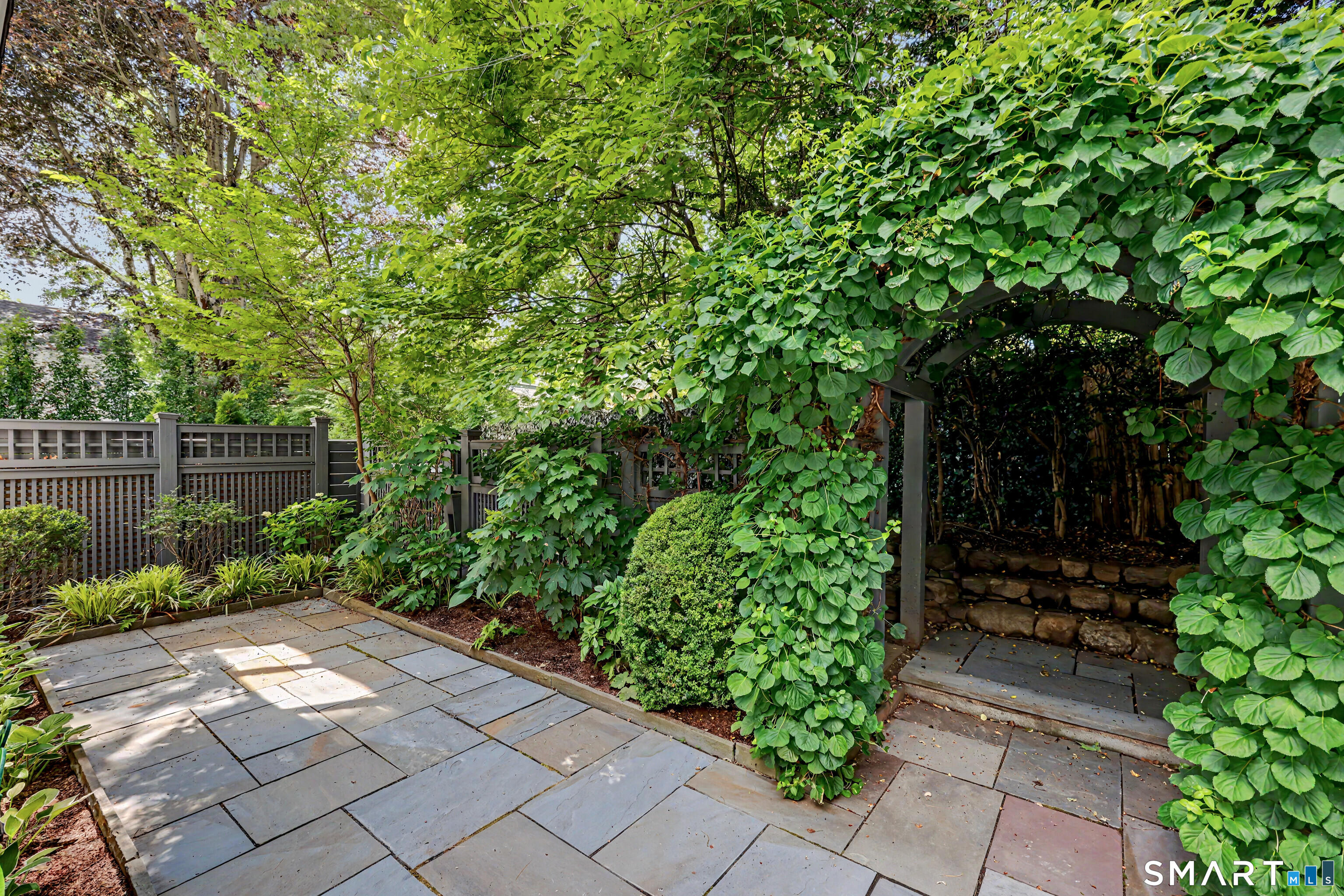 145 Oenoke Lane New Canaan CT 06840