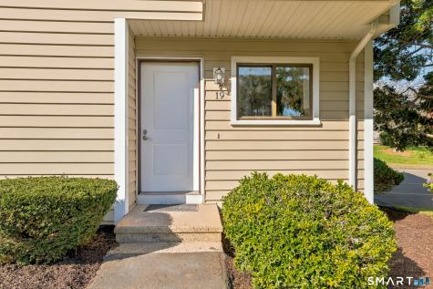 19 Monticello Drive Branford CT 06405