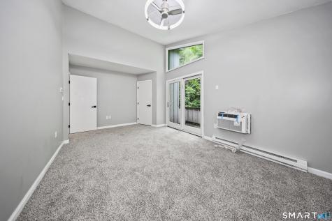 17 Wauwinet Court Guilford CT 06437