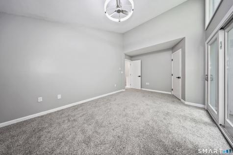 17 Wauwinet Court Guilford CT 06437