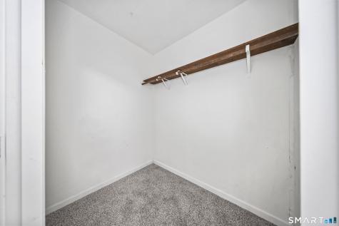 17 Wauwinet Court Guilford CT 06437