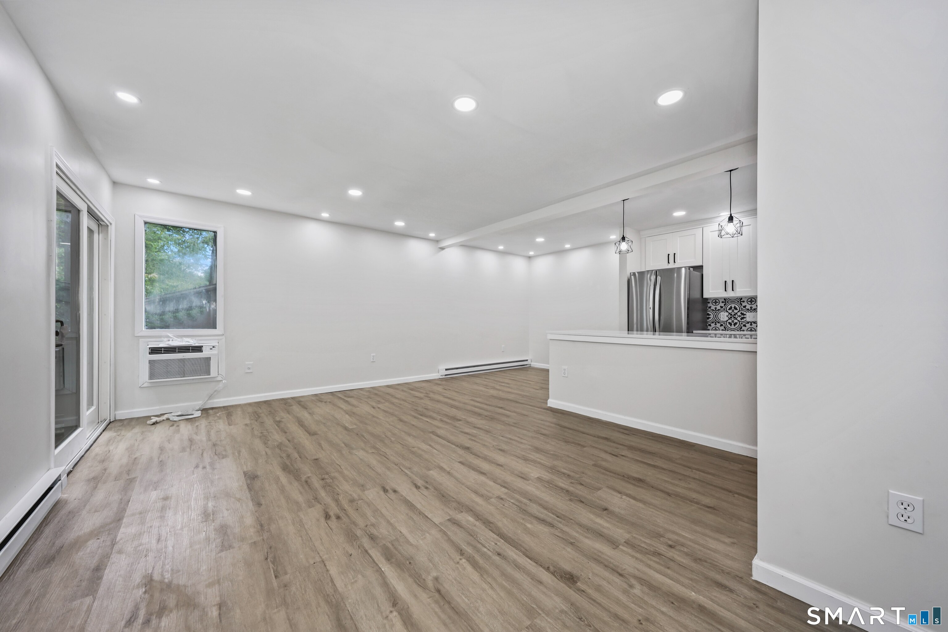 17 Wauwinet Court Guilford CT 06437