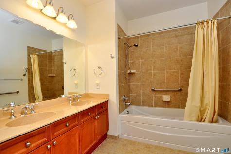 1 King Philip Drive West Hartford CT 06117