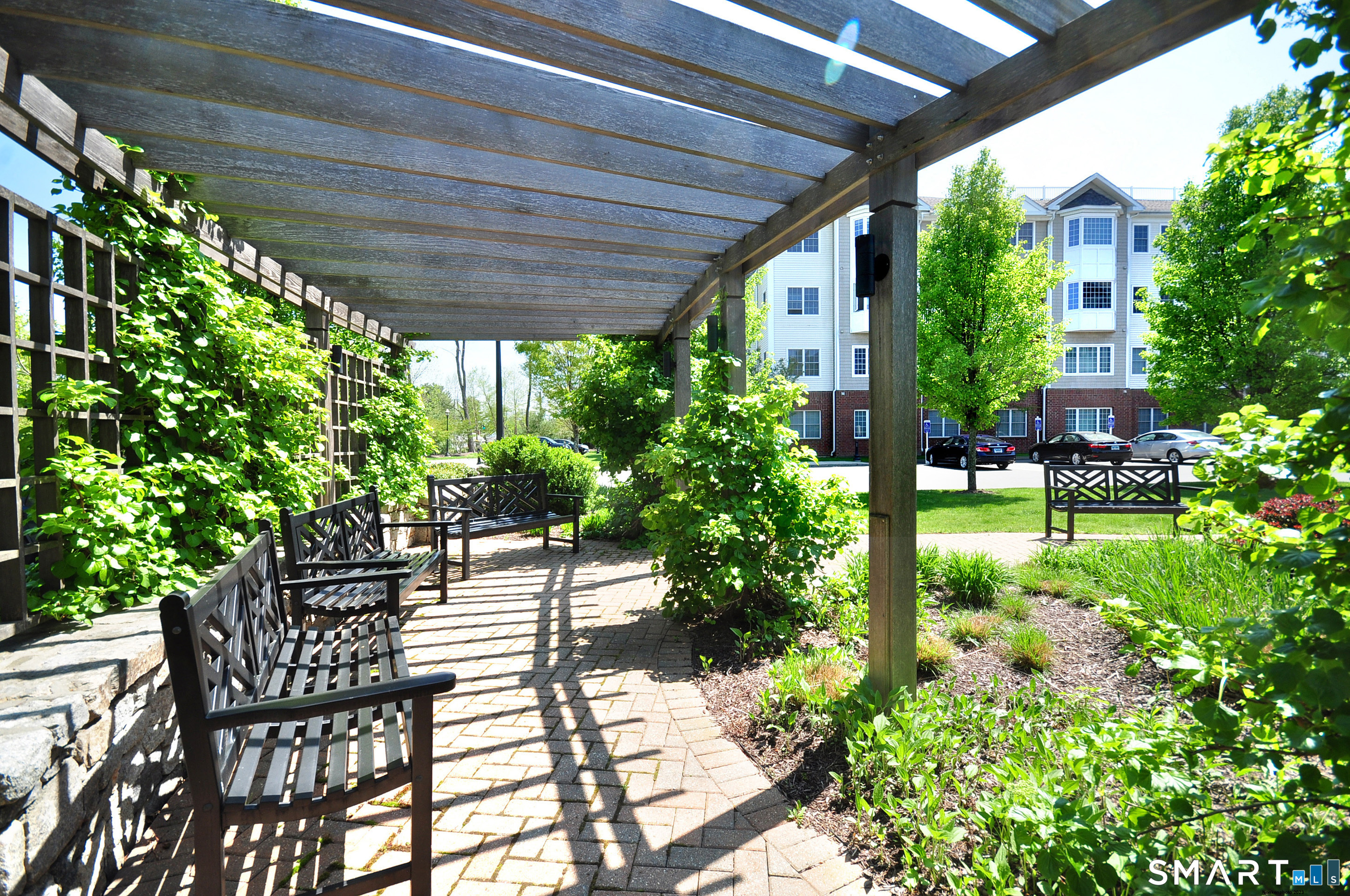 1 King Philip Drive West Hartford CT 06117