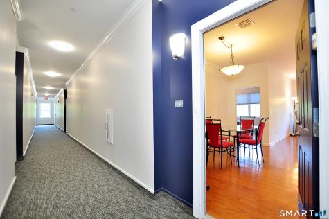 1 King Philip Drive West Hartford CT 06117