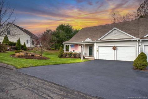224 Woodlawn Drive Seymour CT 06483