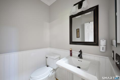 12 Crowne Pond Lane Wilton CT 06897
