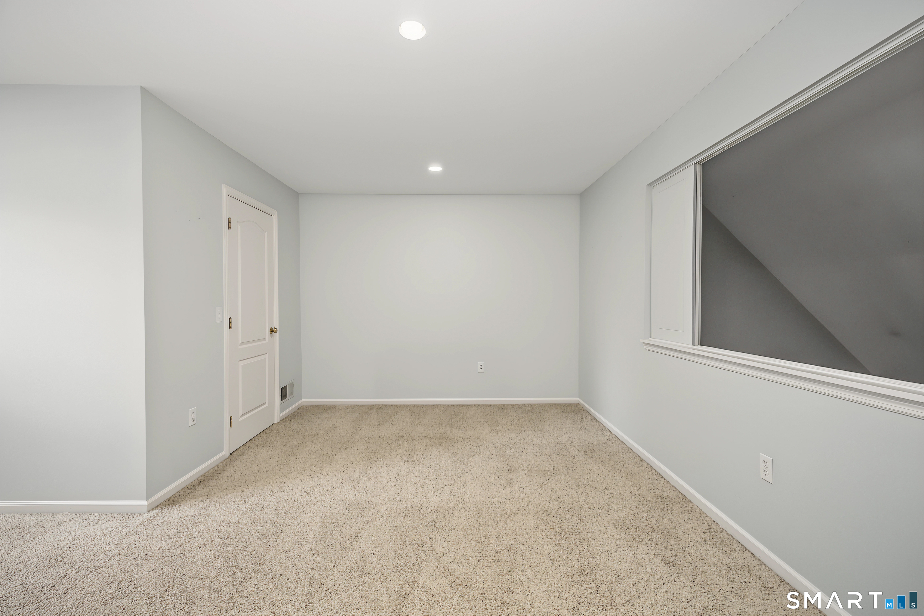 668 Glenbrook Road Stamford CT 06906