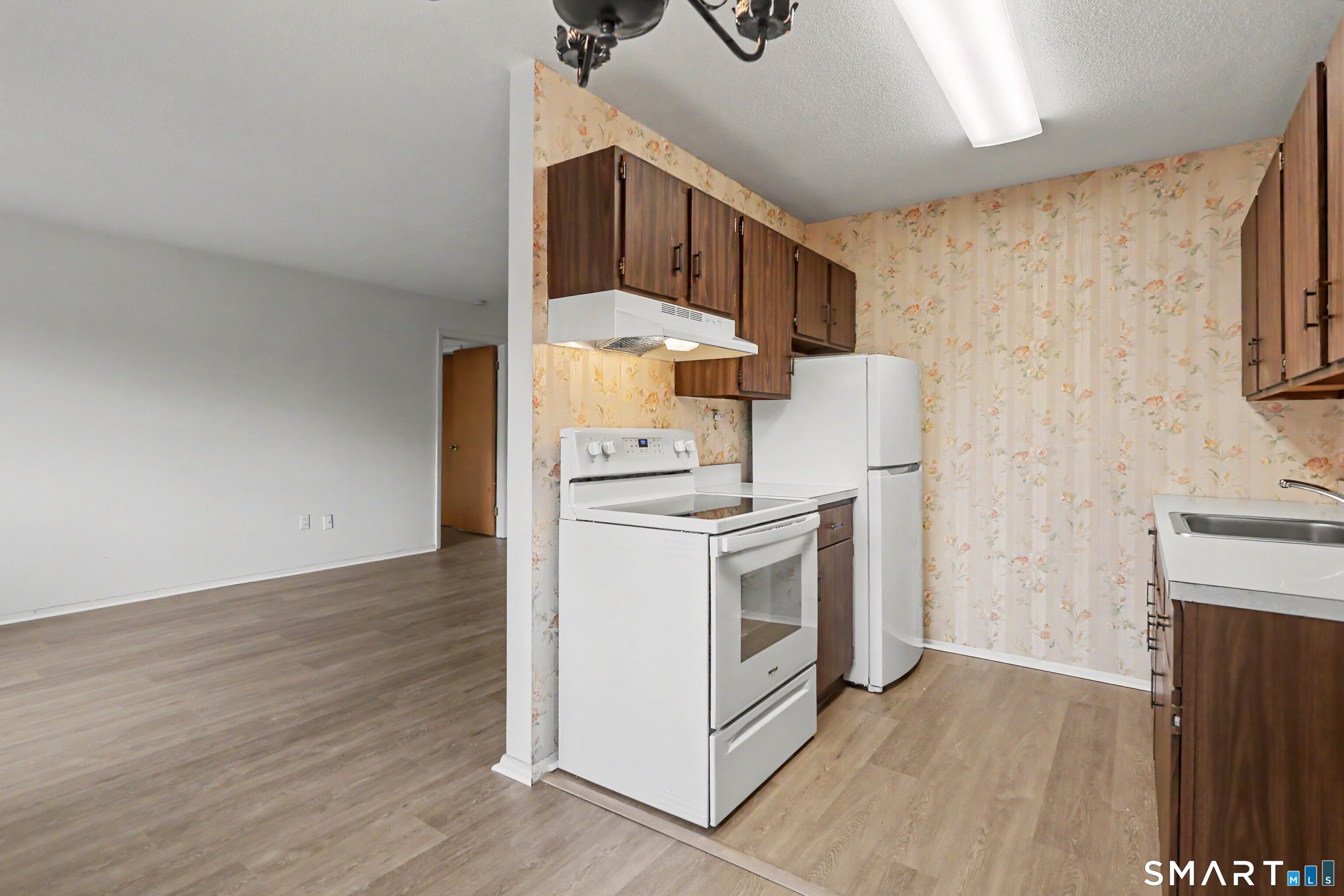 925 Longbrook Avenue Stratford CT 06614