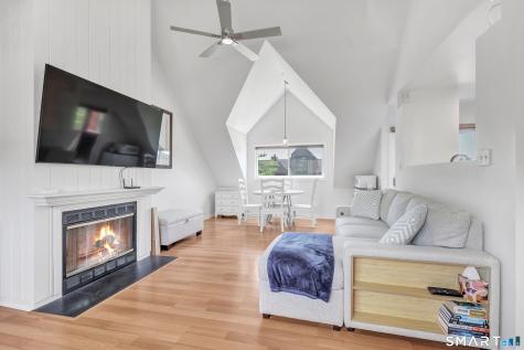 72 Montoya Drive Branford CT 06405