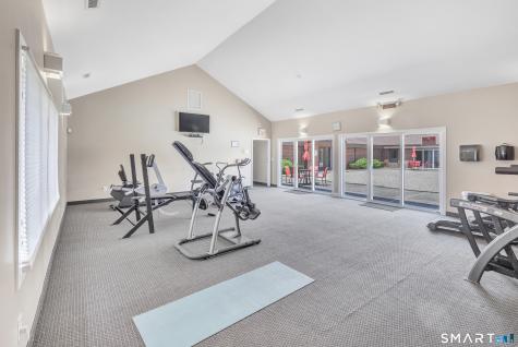 72 Montoya Drive Branford CT 06405