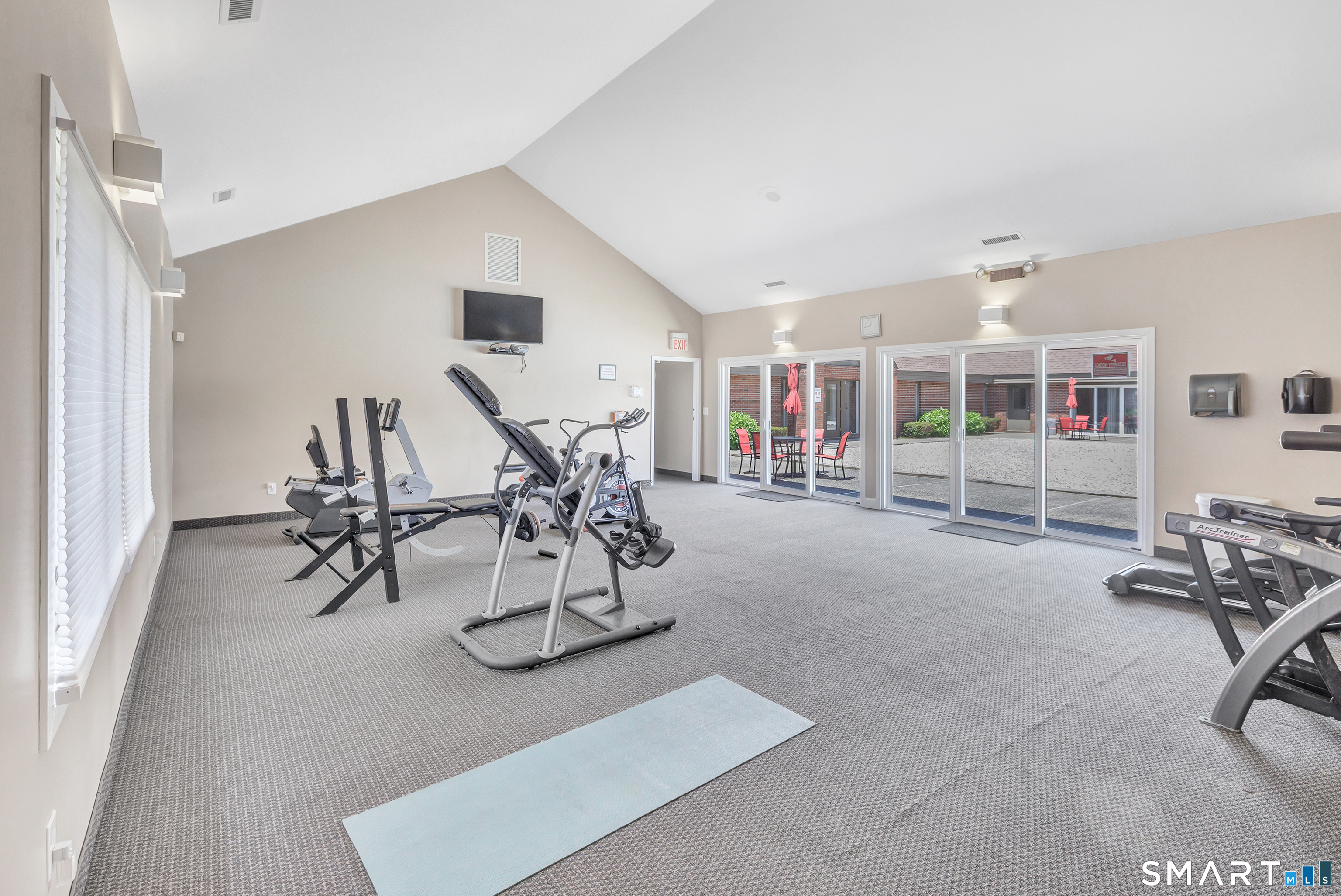 72 Montoya Drive Branford CT 06405