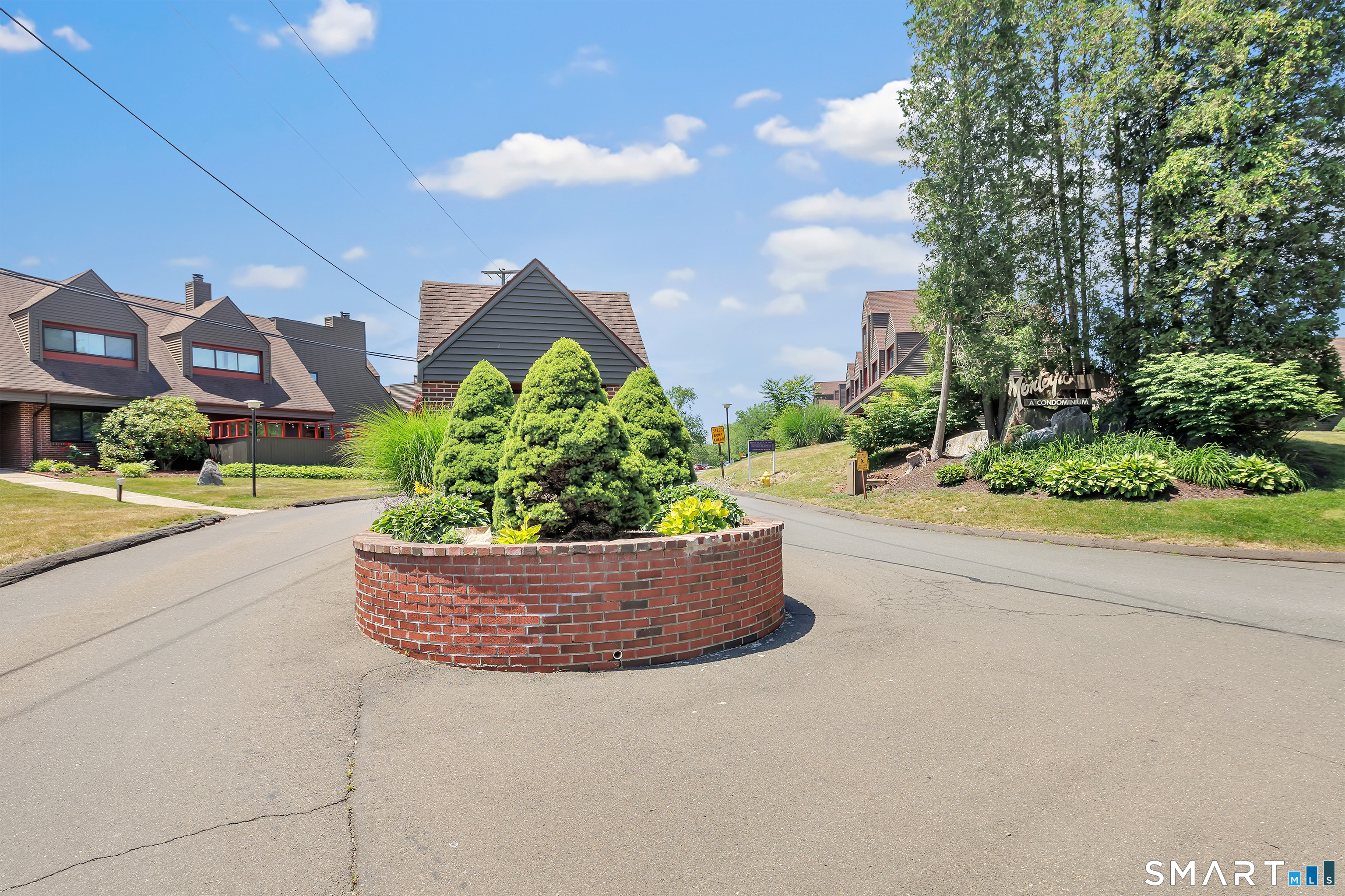 72 Montoya Drive Branford CT 06405