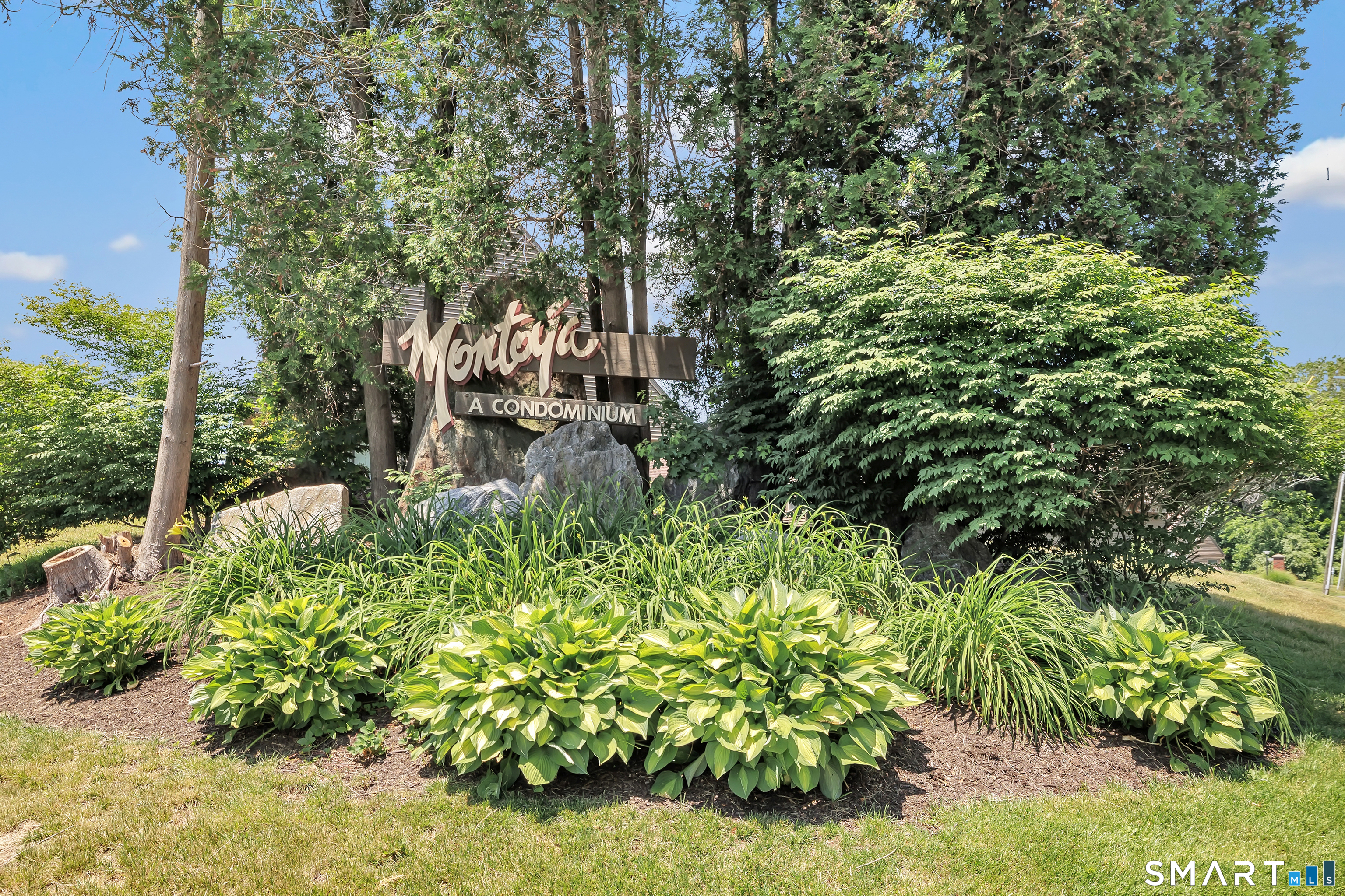 72 Montoya Drive Branford CT 06405