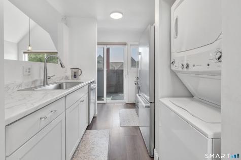 72 Montoya Drive Branford CT 06405