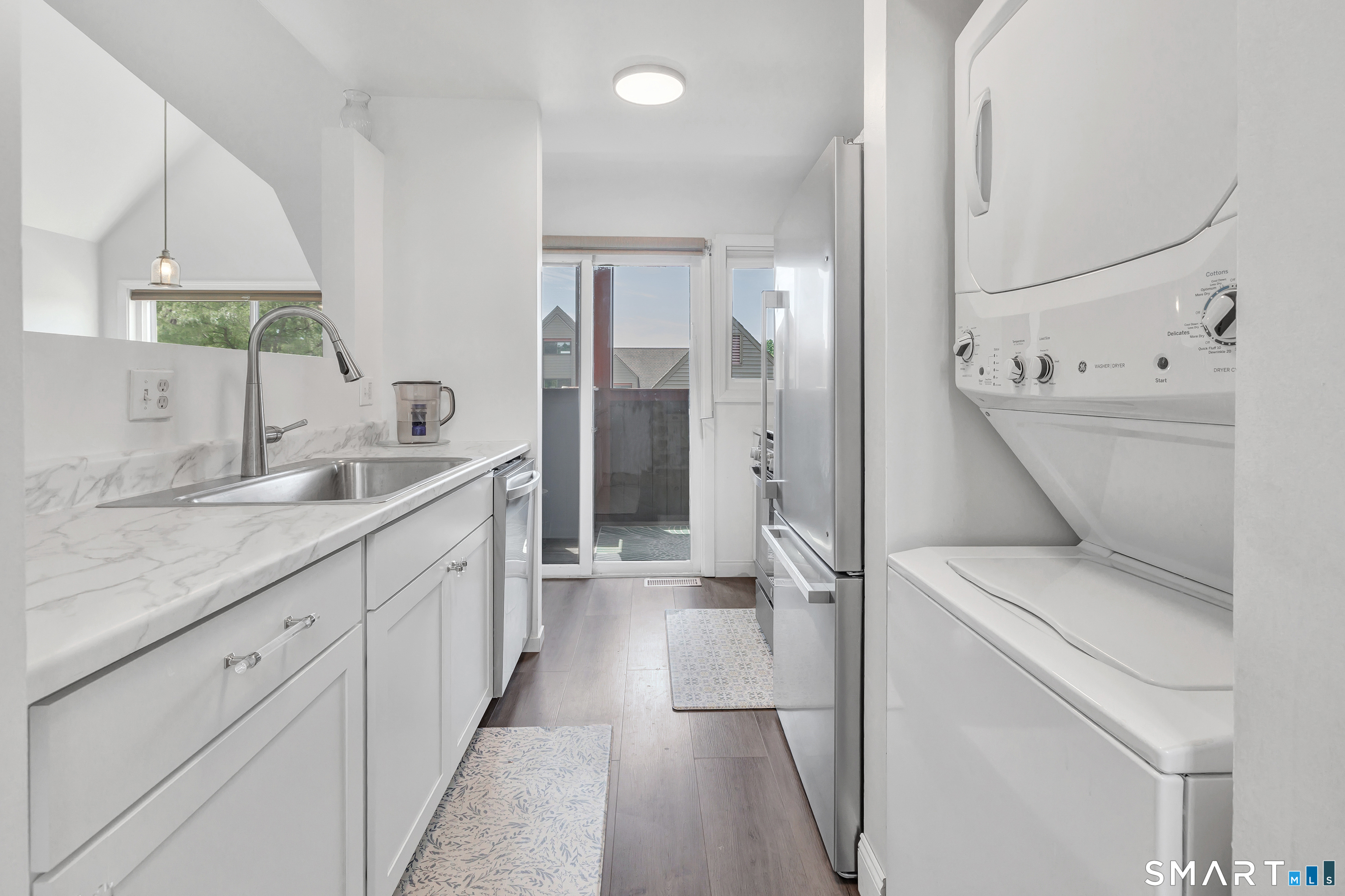 72 Montoya Drive Branford CT 06405