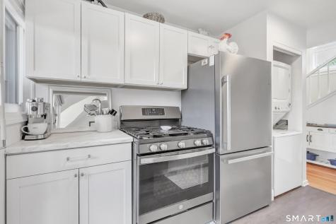 72 Montoya Drive Branford CT 06405