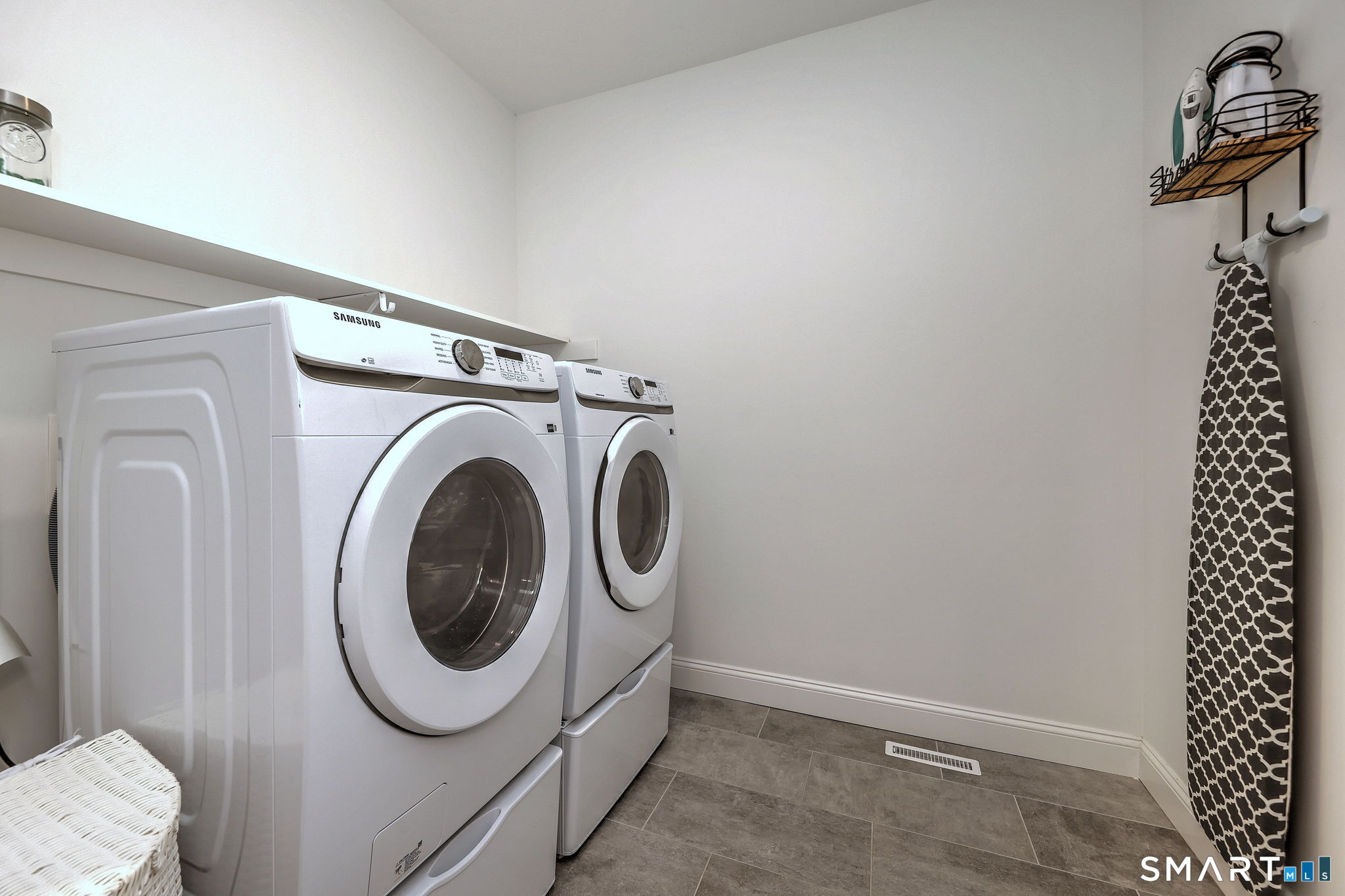 351 Hunter Drive Litchfield CT 06759