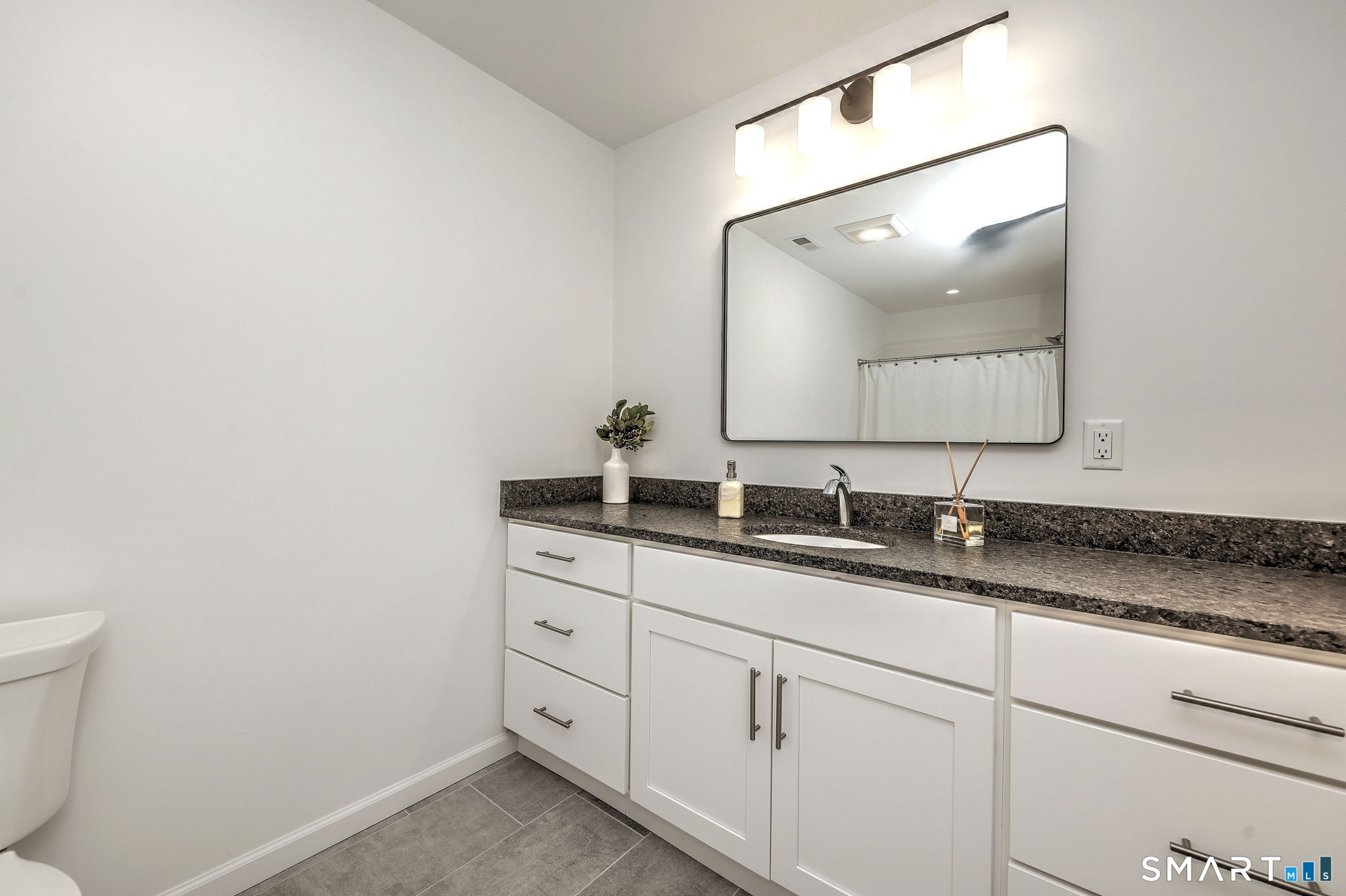 351 Hunter Drive Litchfield CT 06759