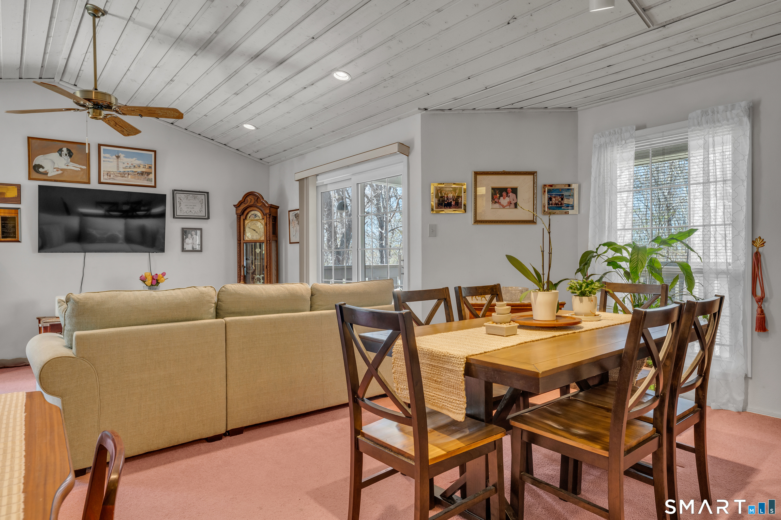 91 Crown Knoll Court Groton CT 06340