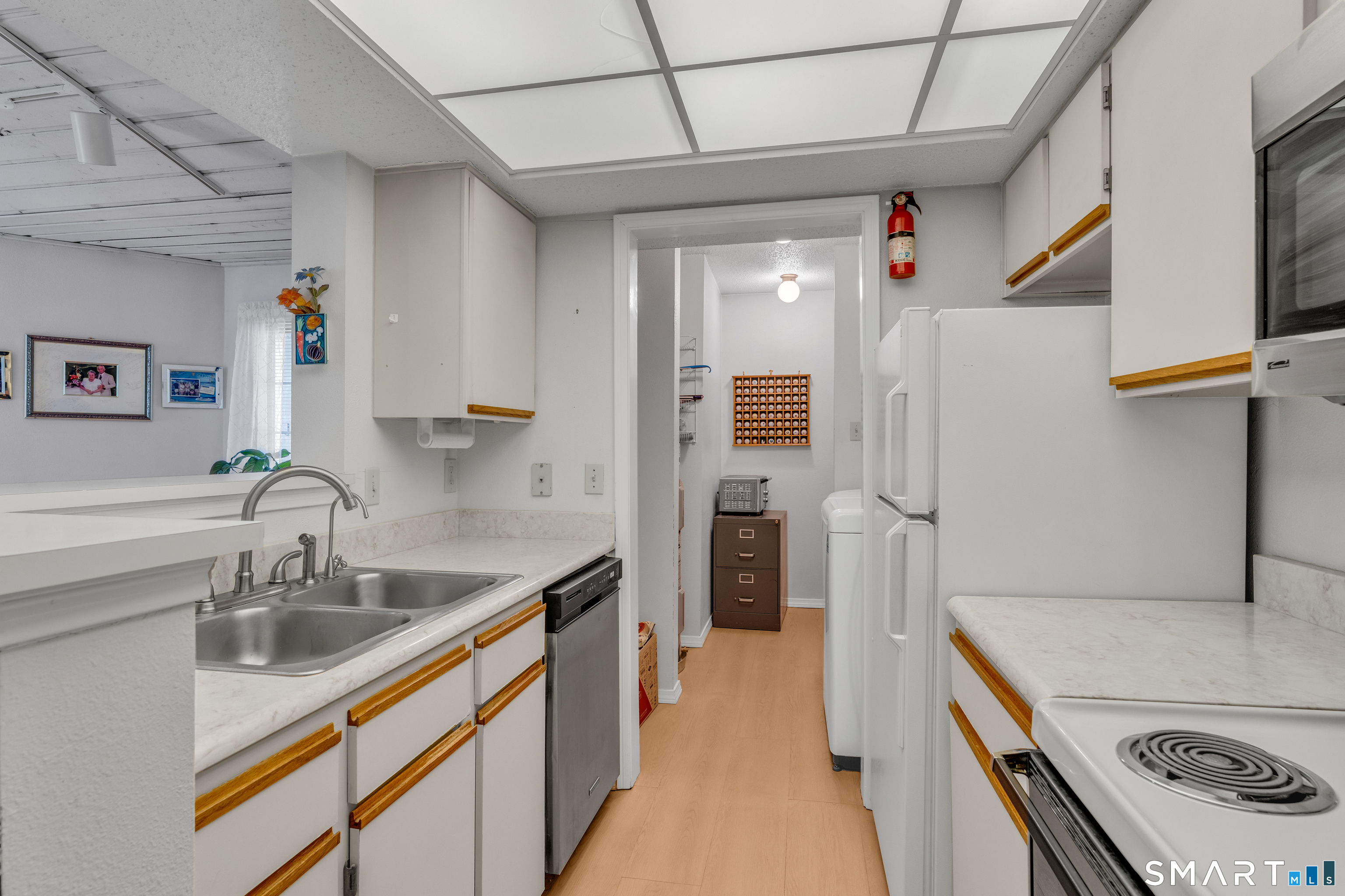 91 Crown Knoll Court Groton CT 06340