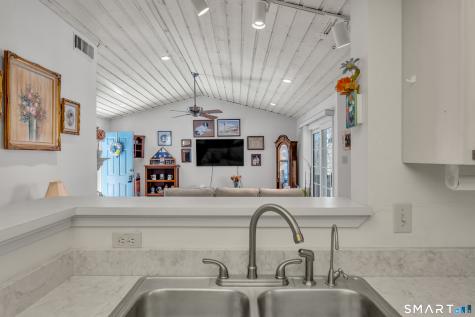 91 Crown Knoll Court Groton CT 06340