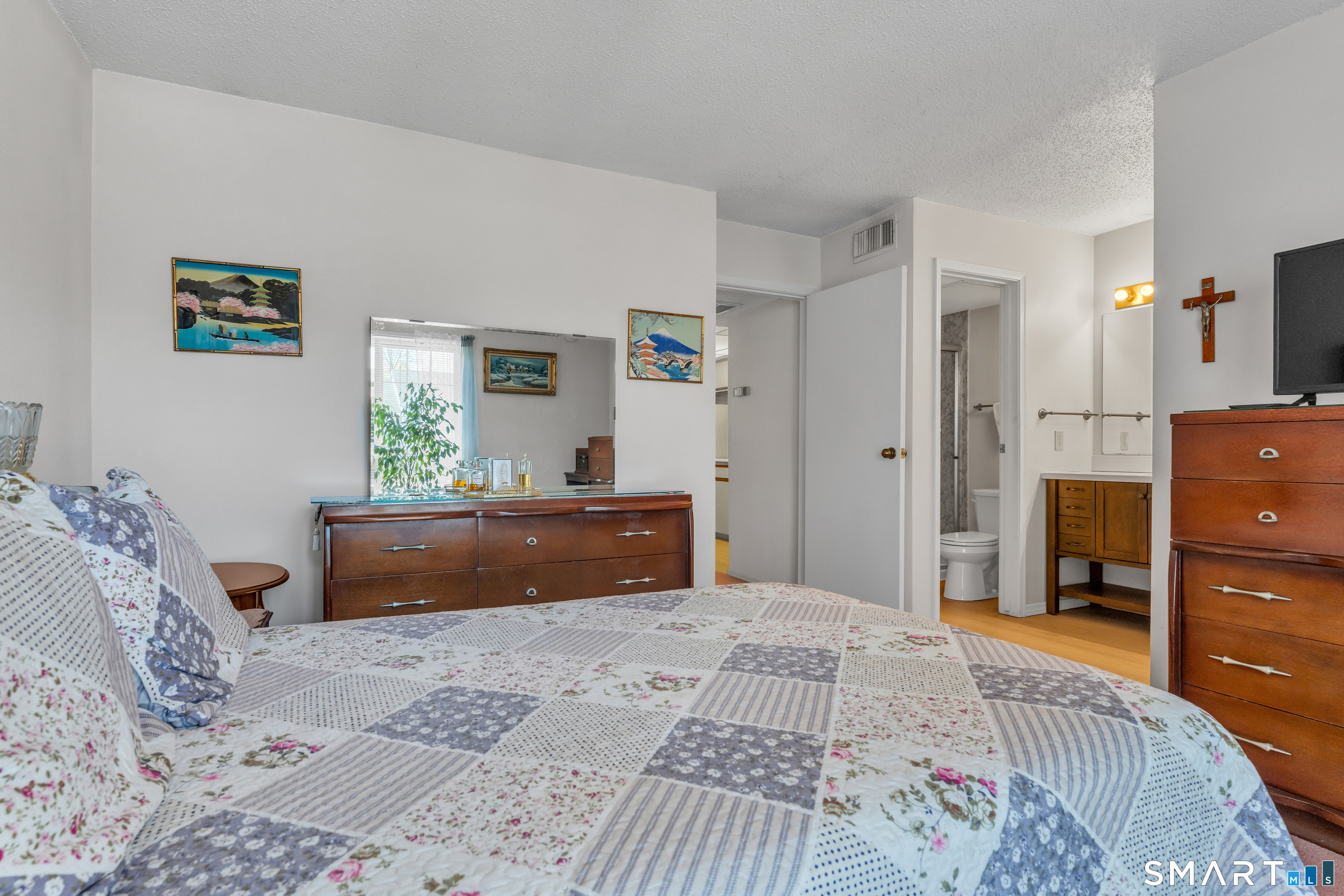 91 Crown Knoll Court Groton CT 06340