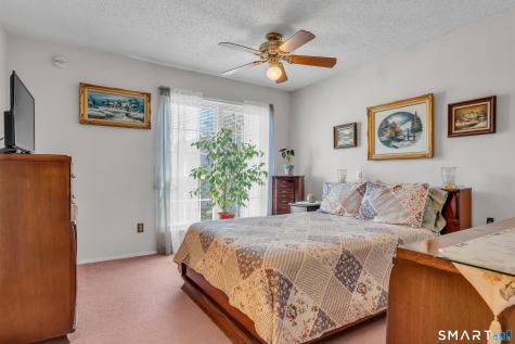 91 Crown Knoll Court Groton CT 06340