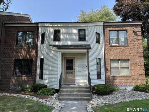37 Wellington Drive Farmington CT 06032