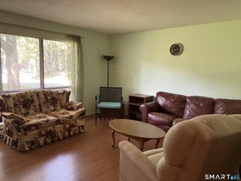 37 Wellington Drive Farmington CT 06032