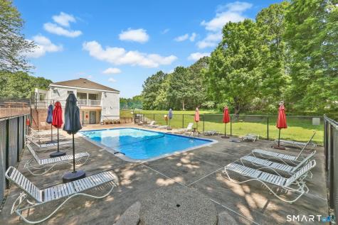 37 Wellington Drive Farmington CT 06032