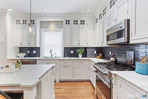 127 Spruce Street Fairfield CT 06890