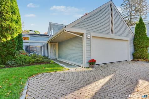 313 Harvest Commons Westport CT 06880