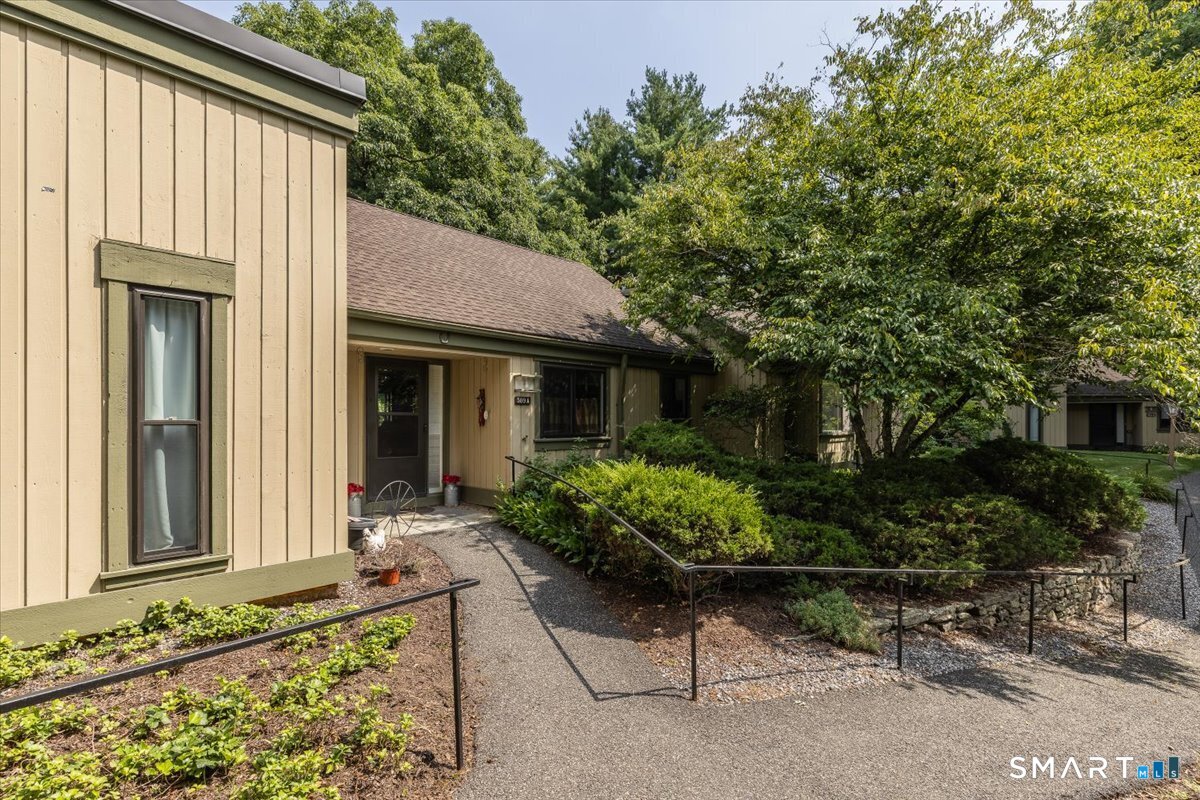 509 Heritage Village Southbury CT 06488
