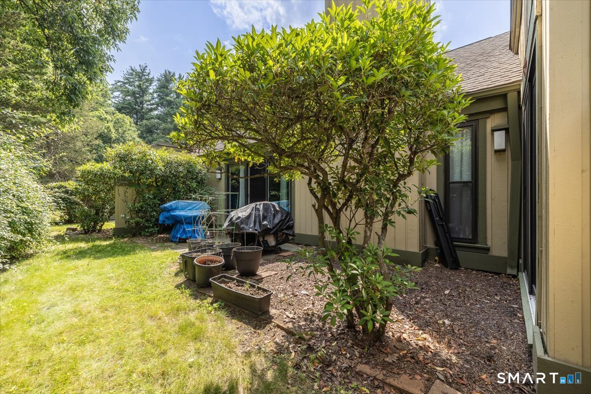 509 Heritage Village Southbury CT 06488