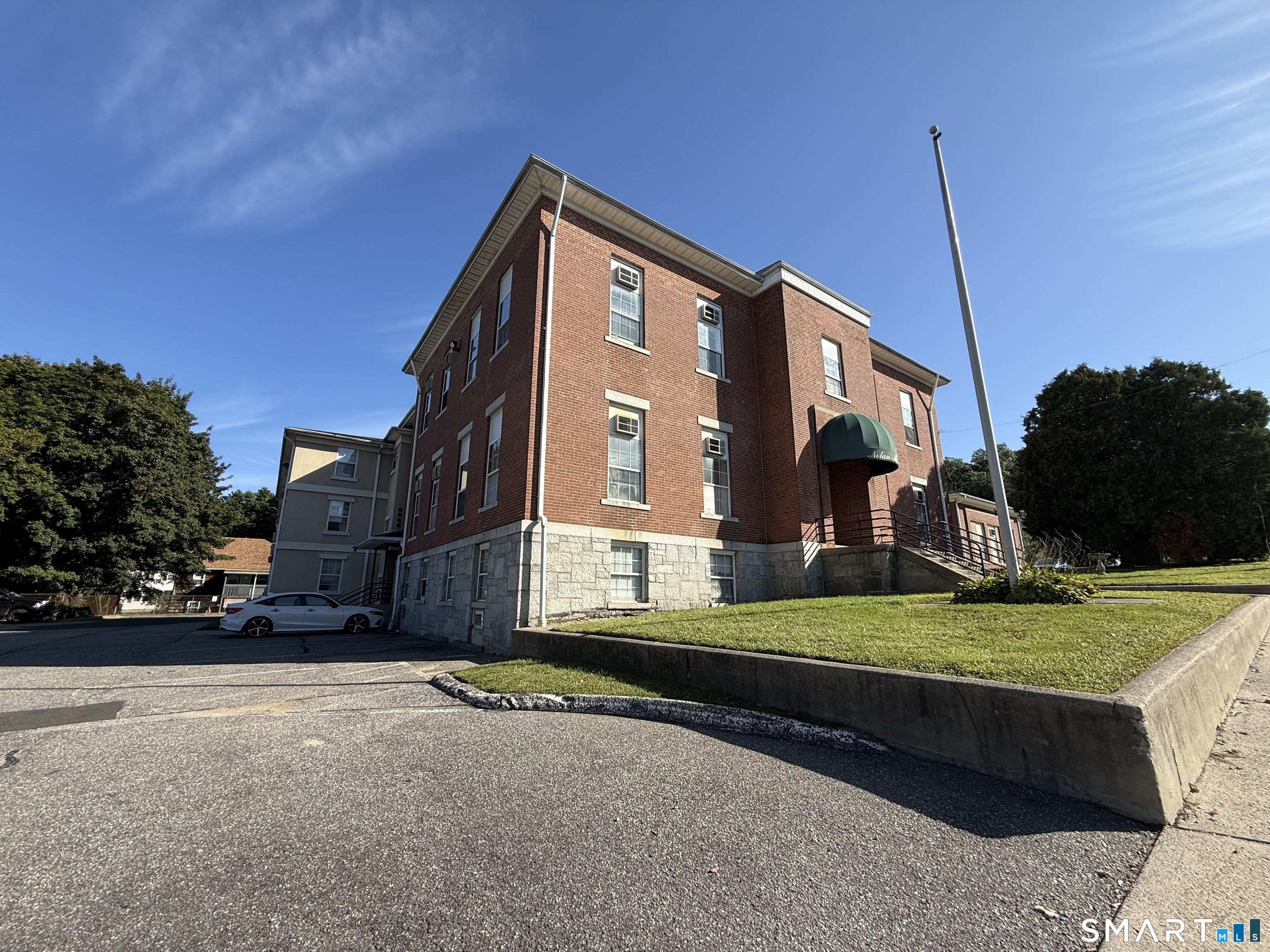 91 Fourth Street Ansonia CT 06401