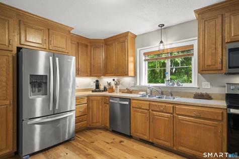 204 Oak Ridge Drive Windsor Locks CT 06096