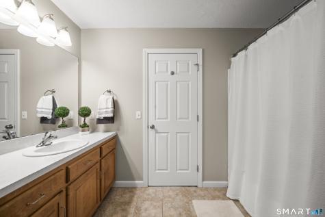 204 Oak Ridge Drive Windsor Locks CT 06096